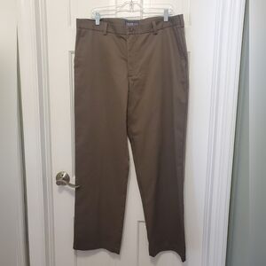 IZOD Brown Chinos Flat Front Size 36W x 32L, Business Casual, Preppy